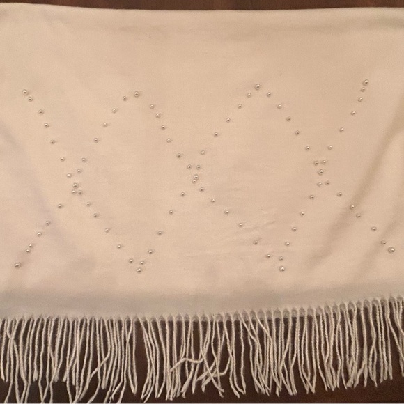 NWT Jessica McClintock Ivory Wrap Scarf with Pearls - Picture 1 of 3